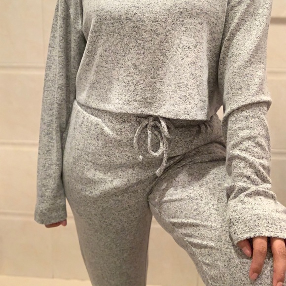 2 PCs set pajama - Picture 2 of 3